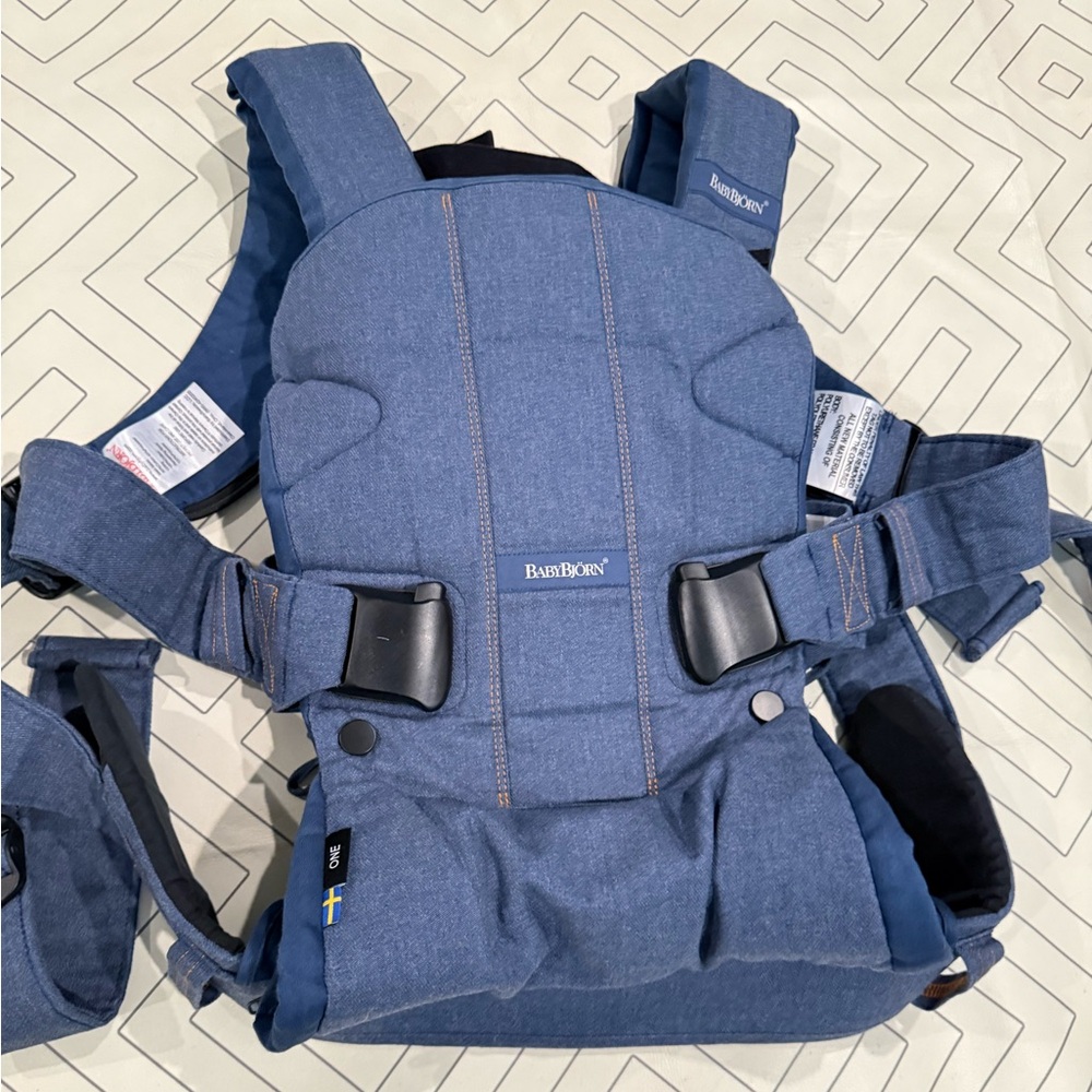 BabyBjorn Denim Original - Picture 2 of 13